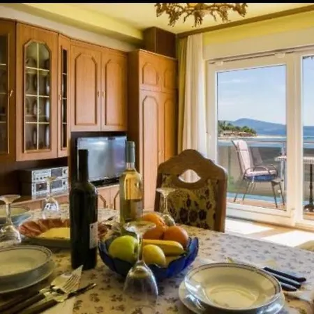 Mali Marino 1 Apartment Selce