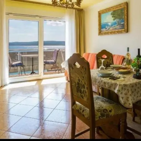 Mali Marino 1 Apartment Selce
