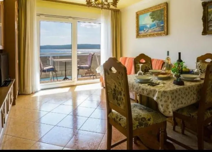 Mali Marino 1 Apartment Selce